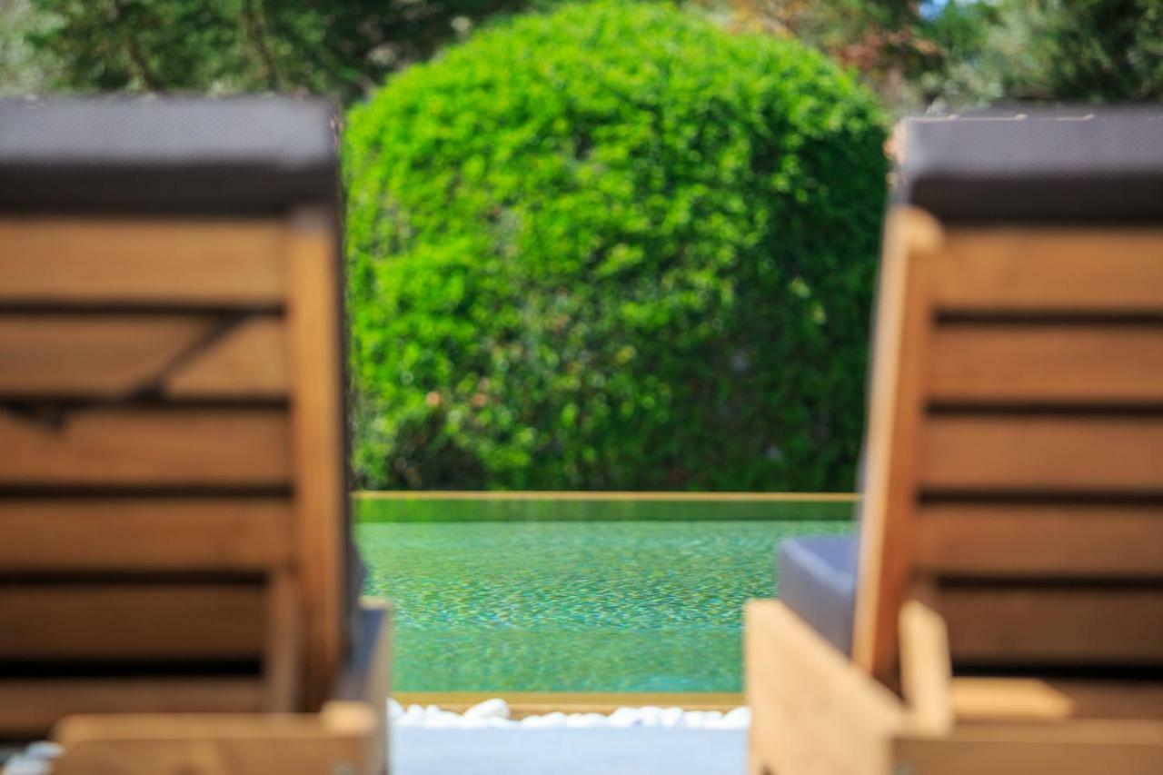 180 South Seaside Hotel Thermisía エクステリア 写真